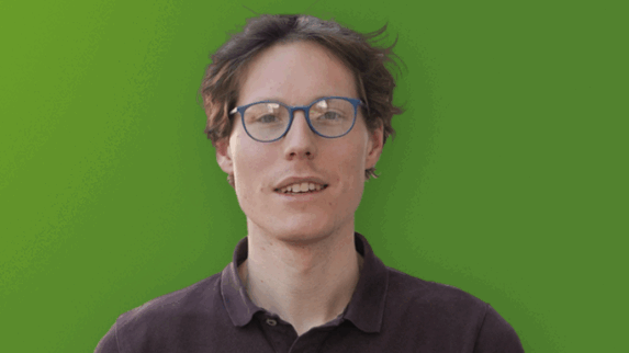Portraitfoto von Maximilian Rohmann
